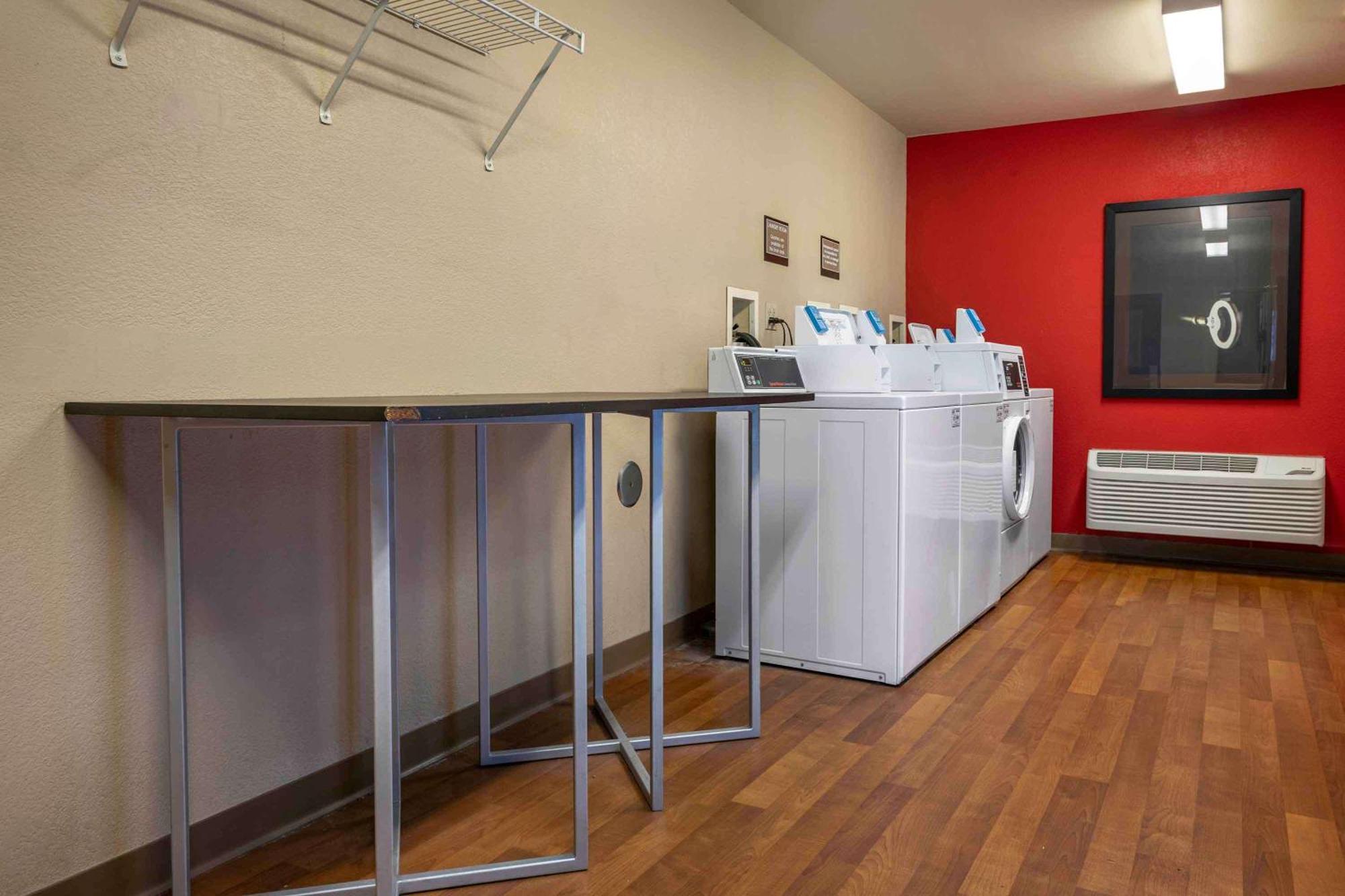 Extended Stay America Suites - Pittsburgh - West Mifflin Willock Bagian luar foto